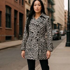 GUESS‎ Luxe Jacket Womens Size Small Gray  Zebra Print Double Trench Rain Coat